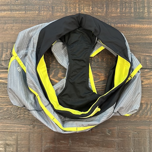 Lululemon Speed Shorts Original. - Picture 5 of 5